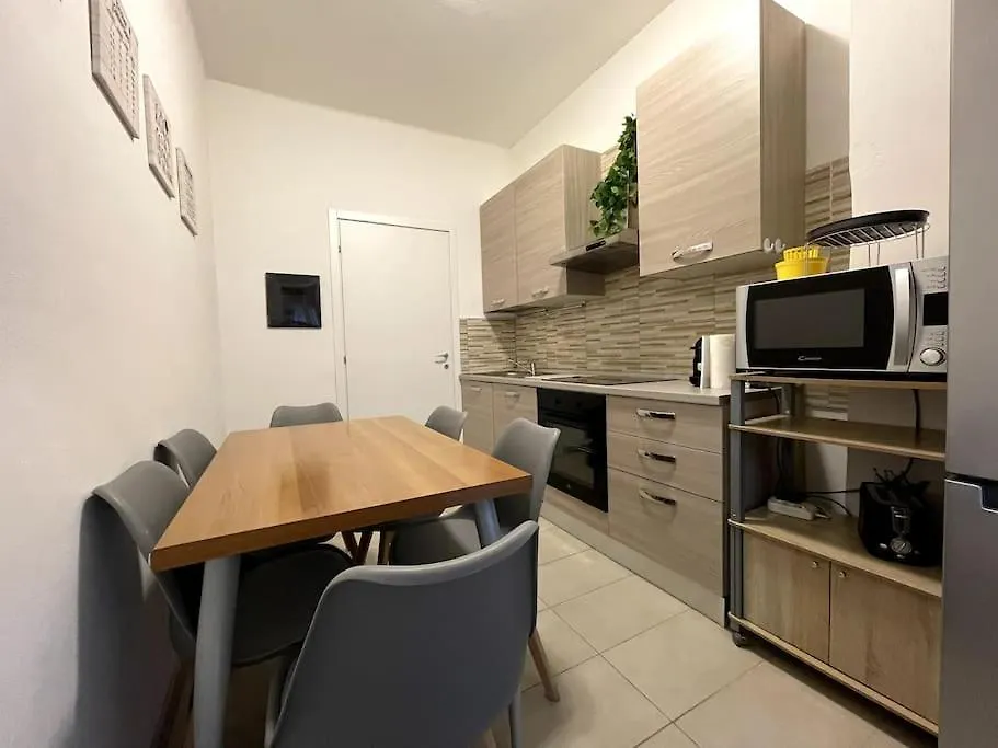 Bergamo Suite - Modern And Chic Apartment